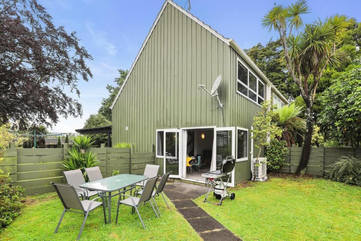 Papawai Townhouse 11 Villa Rotorua Exterior photo